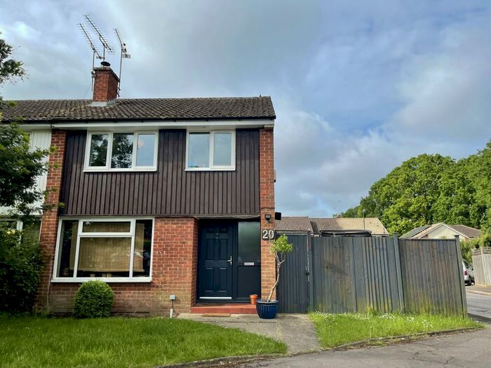 3 Bedroom House To Rent In Church Road, Horsham, RH12