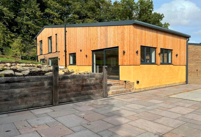 5 Bedroom Barn Conversion To Rent In Loddington Lane, Linton, Maidstone, ME17