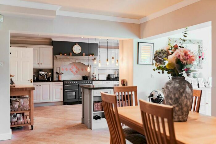 5 Bedroom Detached House For Sale In High Oak Lane, Wicklewood, NR18