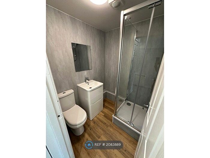 2 Bedroom Flat To Rent In Braehead Road, Cumbernauld, Glasgow, G67