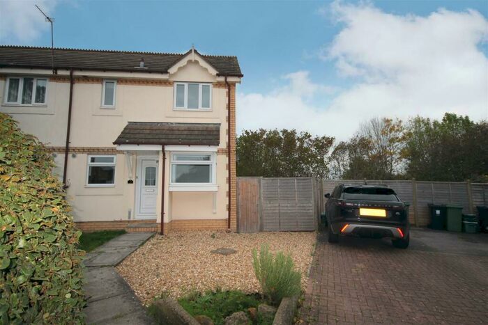 1 Bedroom End Of Terrace House To Rent In Sunningdale Drive Warmley Bristol, BS30