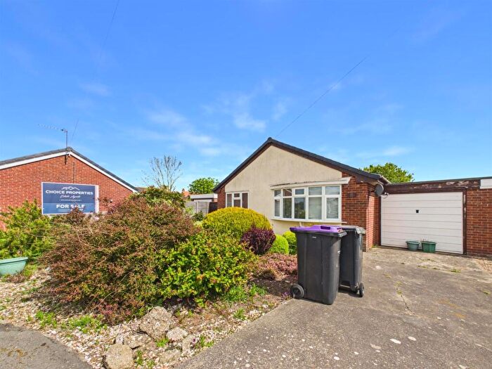 2 Bedroom Detached Bungalow For Sale In Highfield Avenue, Sutton-On-Sea, Mablethorpe, LN12