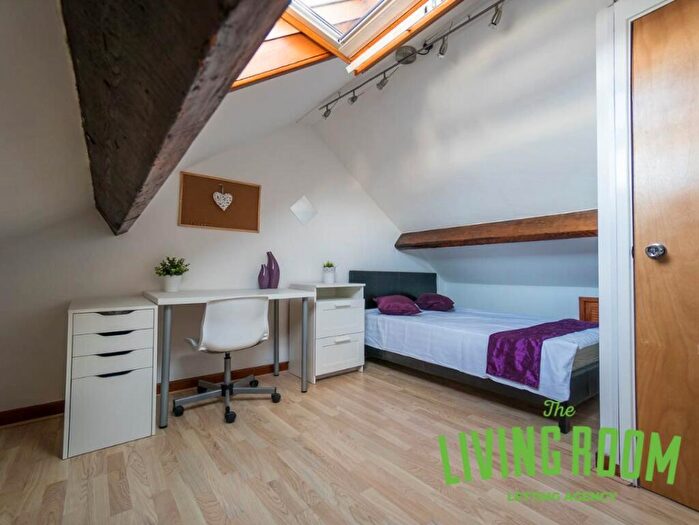 4 Bedroom House To Rent In Florentia Street, Cathays, Cardiff, CF24