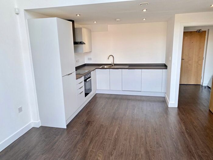 2 Bedroom Flat To Rent In Market Street, Rotherham, South Yorkshire, S60