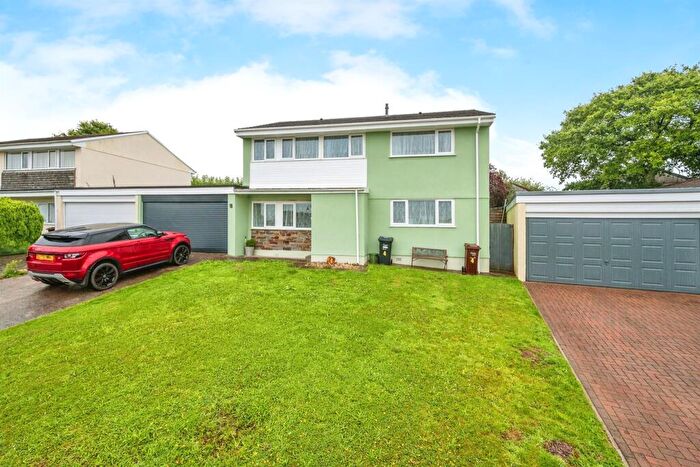 4 Bedroom Detached House For Sale In Stuarts Way, Hatt, Saltash, PL12