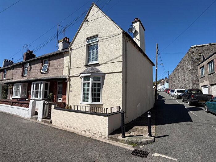 2 Bedroom End Of Terrace House For Sale In Rosemary Lane, Beaumaris, LL58