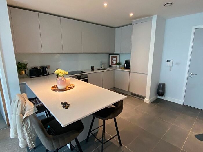 2 Bedroom Flat To Rent In Local Blackfriars, Bury Street, M3