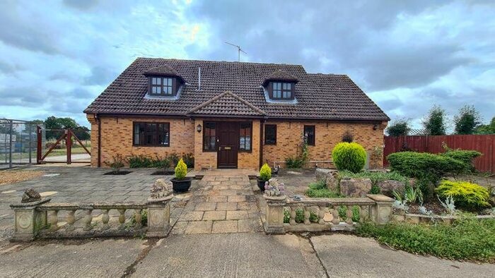 2 Bedroom Detached House To Rent In Fotheringhay Road, Tansor, PE8