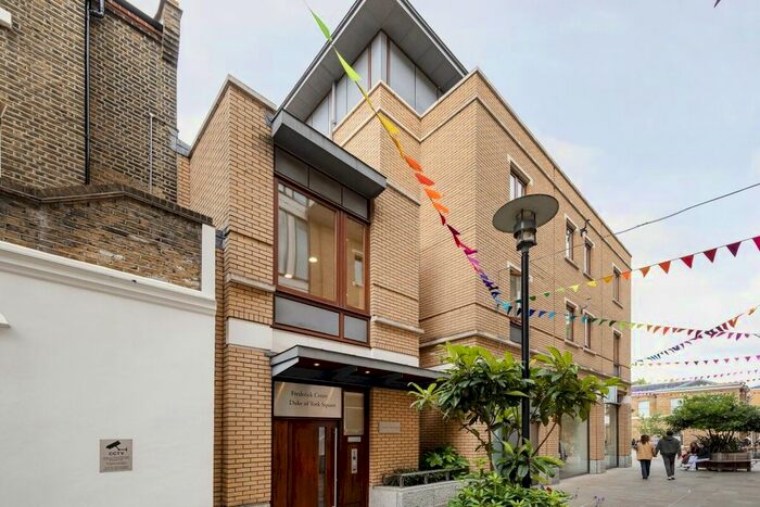 Studio To Rent In Duke Of York Square, London, SW3