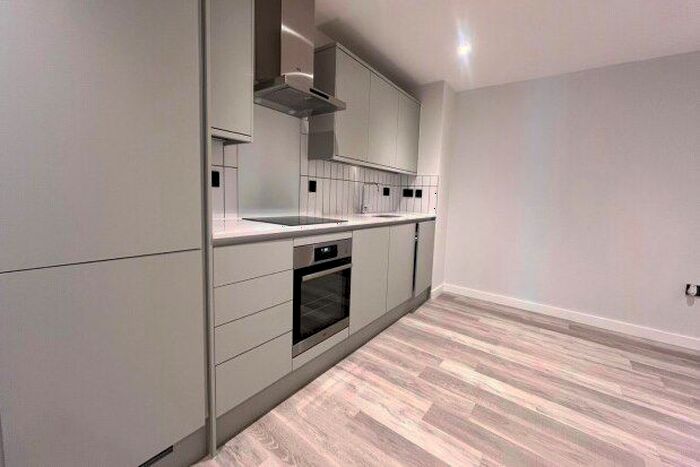 2 Bedroom Flat To Rent In Warwick Street, Birmingham, B12