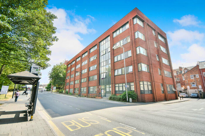 1 Bedroom Apartment To Rent In Town Centre, SN1