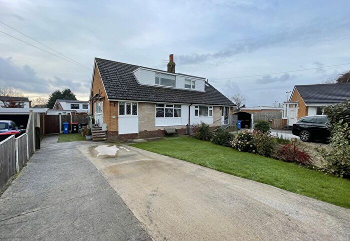3 Bedroom Bungalow For Sale In Woodland Close, Hambleton, FY6