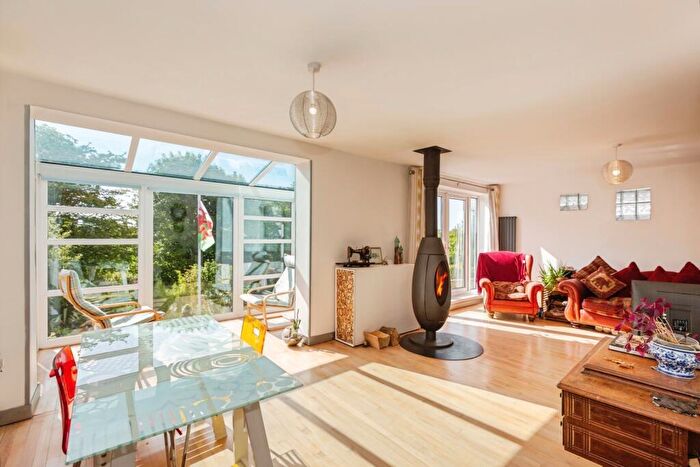 4 Bedroom Detached House For Sale In Coltshill Drive, Swansea, West Glamorgan, SA3