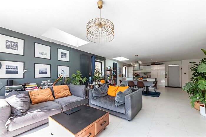 3 Bedroom Detached House For Sale In Purley Rise, Purley, CR8