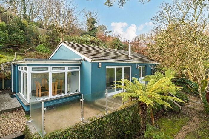 3 Bedroom Bungalow For Sale In Lamorna, Penzance, TR19