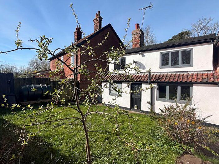 3 Bedroom Semi-Detached House For Sale In Elmswell Road, Great Ashfield, IP31