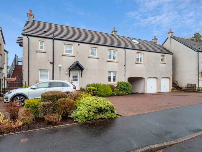 2 Bedroom Ground Flat To Rent In The Dell, Broom Road East, Newton Mearns, Glasgow, G77