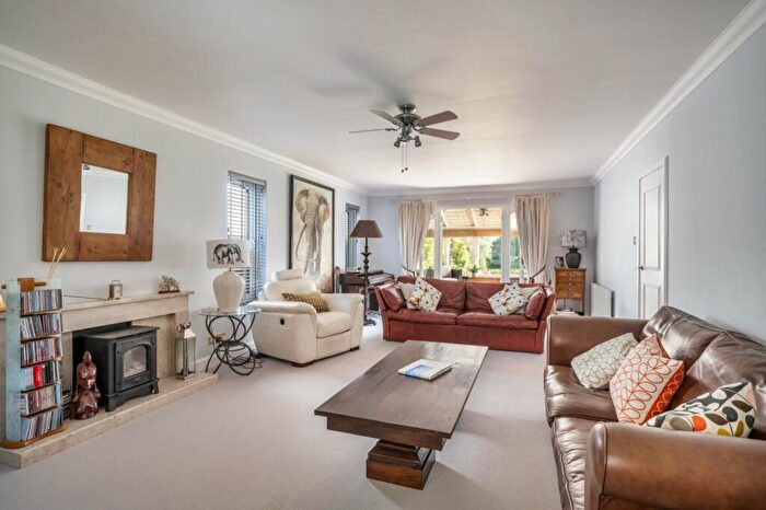 5 Bedroom Detached House For Sale In Gorse Avenue, Kingston Gorse, East Preston, BN16