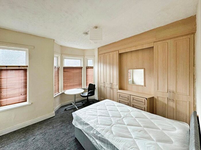 4 Bedroom Terraced House To Rent In Wykeham Street, Manchester, Greater Manchester, M14