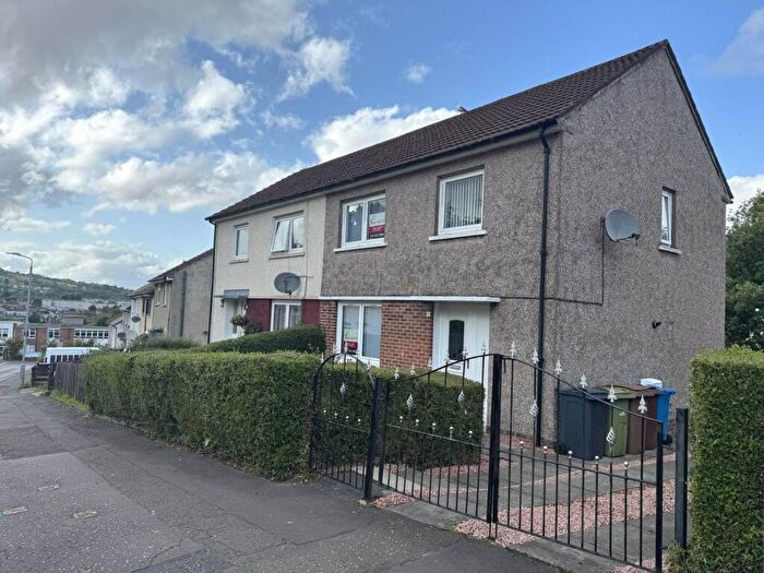 3 Bedroom Semi-Detached House To Rent In Newton Ave, Barrhead, East Renfrewshire, G78