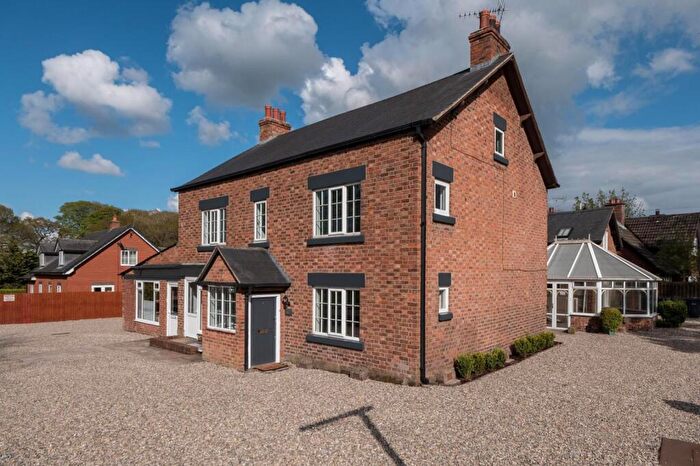 3 Bedroom Apartment To Rent In Three Double Bedroom Duplex Apartment In Cotebrook, CW6