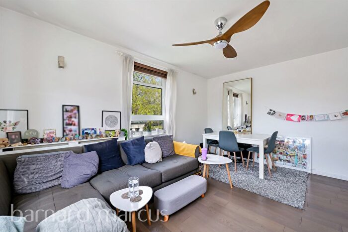 1 Bedroom Flat To Rent In Stonhouse Street, London, SW4