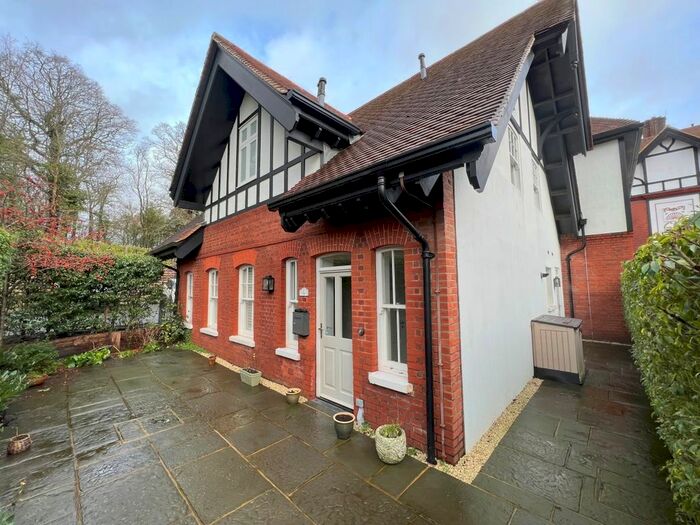 2 Bedroom Semi-Detached House To Rent In Bruce Manor Close, Mayfield Lane, Wadhurst, TN5