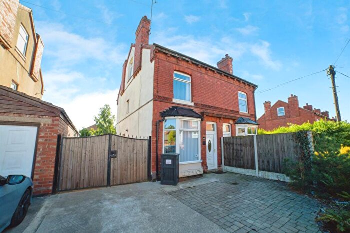 3 Bedroom Semi Detached House For Sale In Lucknow Drive, Sutton-In-Ashfield, NG17