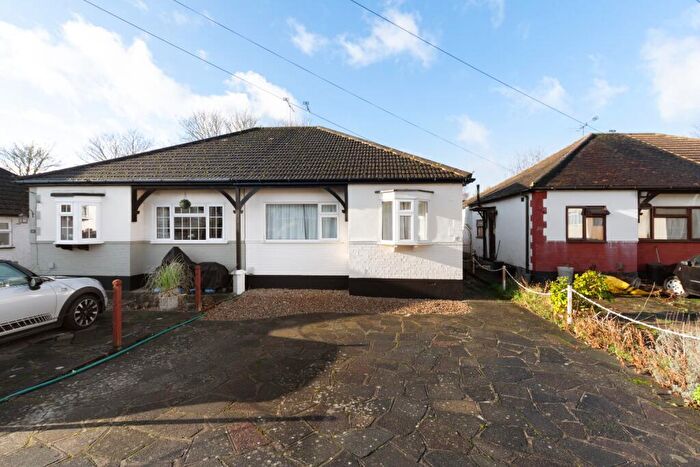 2 Bedroom Semi-Detached Bungalow To Rent In Wesley Close, Orpington, BR5
