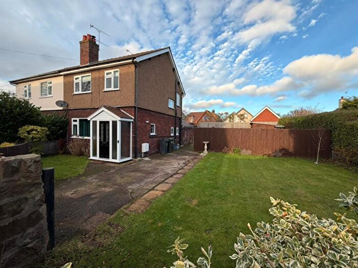 3 Bedroom Semi-Detached House To Rent In Shones Croft, Ness., CH64