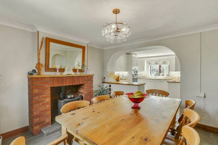 4 Bedroom Detached House For Sale In Meadow Close, Viney Hill, Lydney, Gloucestershire., GL15