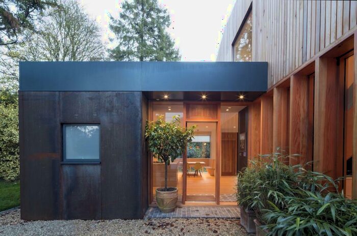 3 Bedroom Semi-Detached House To Rent In Jarn Way, Boars Hill, Oxfordshire, OX1