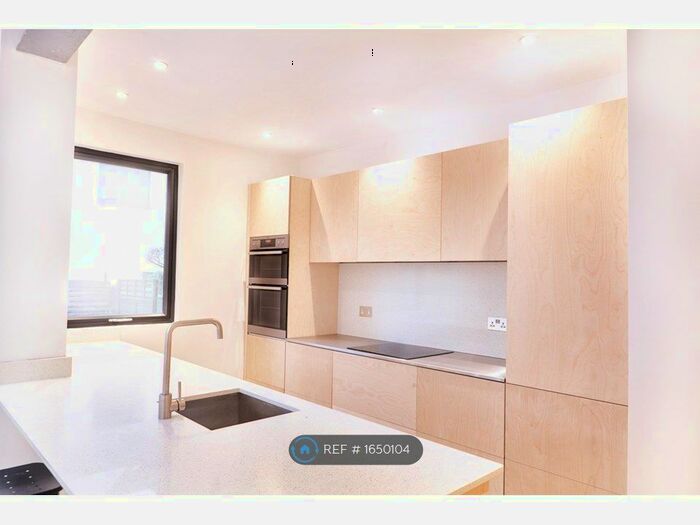 3 Bedroom Terraced House To Rent In Merrywood Road, Bristol, BS3