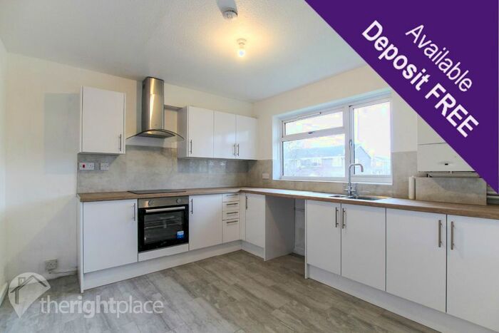 2 Bedroom Maisonette To Rent In Nairn Court, Bletchley, Milton Keynes, MK3