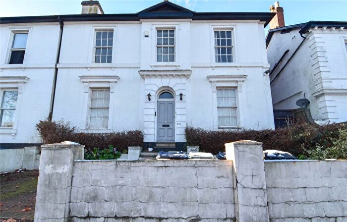 3 Bedroom Apartment To Rent In Monument Road, Birmingham, West Midlands, B16