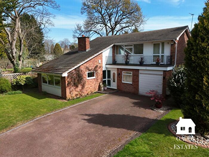 4 Bedroom Detached House For Sale In Grenfell Road, Stoneygate, LE2