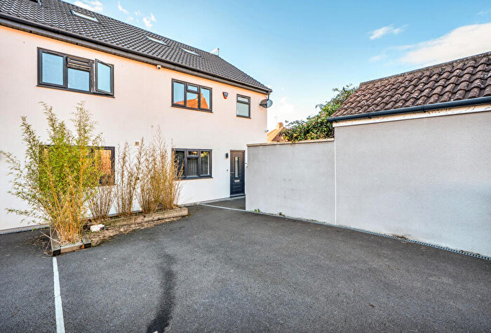4 Bedroom Semi Detached House For Sale In Portland Street, Staple Hill, Bristol, Gloucestershire, BS16