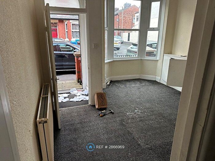 2 Bedroom Terraced House To Rent In Ackroyd St, Manchester, M11