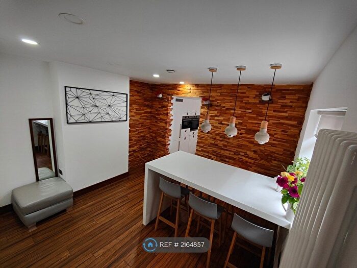 2 Bedroom End Of Terrace House To Rent In Lion Road, Croydon, CR0