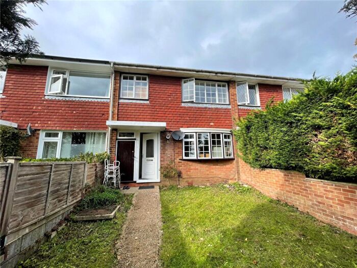 4 Bedroom Terraced House To Rent In Brougham Place, Farnham, Surrey, GU9