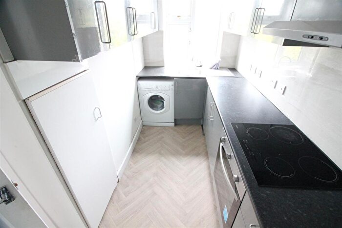 2 Bedroom Flat To Rent In Westbury Road, Feltham, TW13