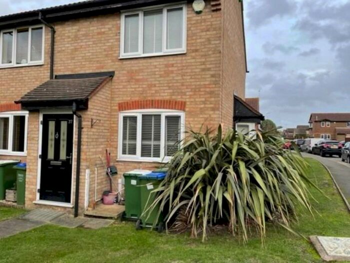 2 Bedroom Property To Rent In Coptefield Drive, Belvedere, DA17