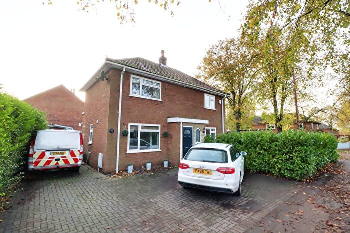 3 Bedroom Semi-Detached House For Sale In Fieldside, Epworth, North Lincolnshire, DN9