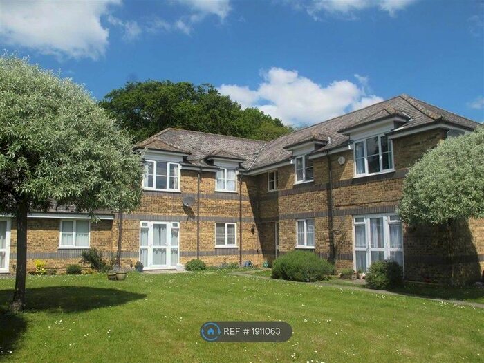 2 Bedroom Flat To Rent In Rickmansworth Road, Harefield, Uxbridge, UB9