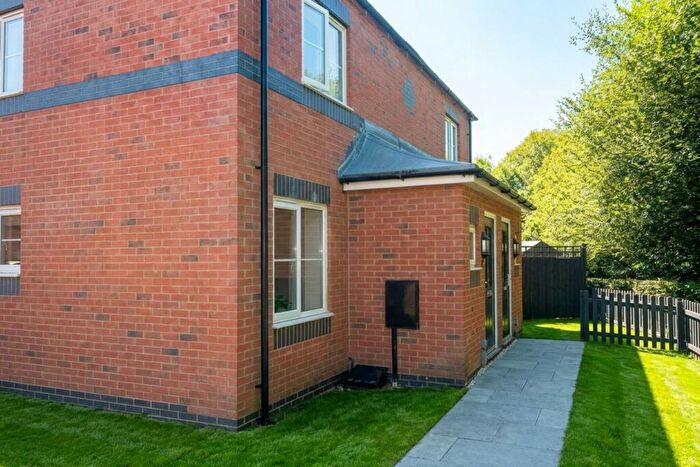 1 Bedroom Terraced House To Rent In Rother Close, Hilton, DE65