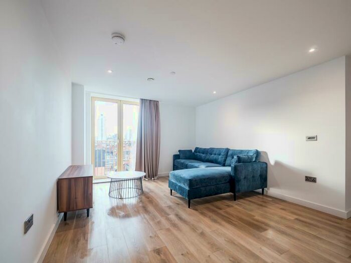 3 Bedroom Apartment To Rent In Flat :: The Quarters, M1