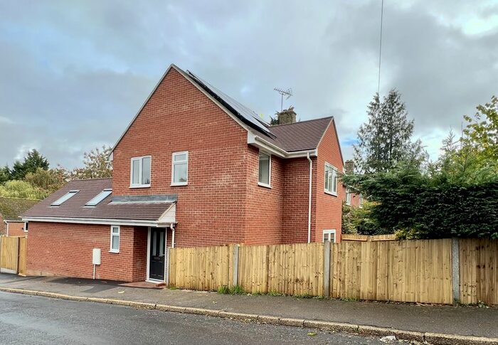 3 Bedroom Detached House For Sale In Northdown, Doddington, ME9