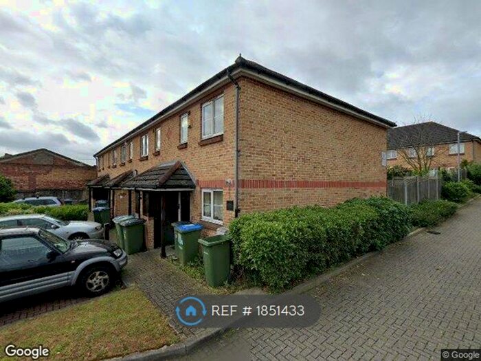 2 Bedroom Semi-Detached House To Rent In Mount Pleasant Place, London, SE18