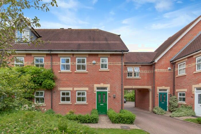 4 Bedroom Semi-Detached House To Rent In Frenchay Road, Oxford, OX2