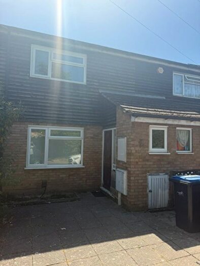 2 Bedroom Terraced House To Rent In Edmonton, N9